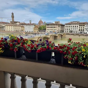 Granduca Serristori Al Ponte Vecchio Florence