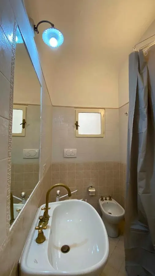 The Pitti Courtyard Apartment Florence